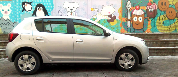 ДАЧИЈА САНДЕРО 0,9 ТЦЕ - АУТОМАТИК: Нови ветрови са Карпата